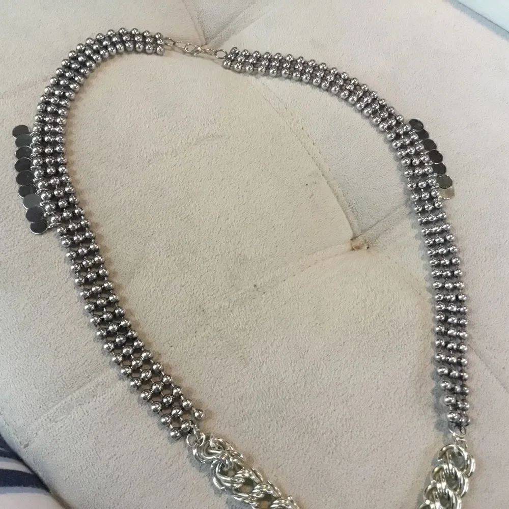 Silvertone Multi-Link Necklace  - Picture 4 of 4